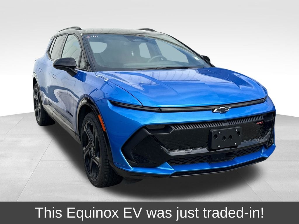 2025 Chevrolet Equinox EV RS FWD's photo