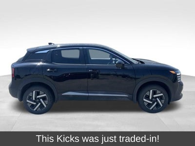 2025 Nissan Kicks SV