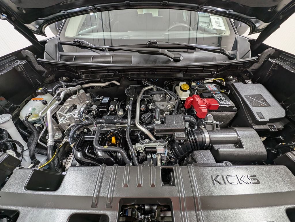 2025 Nissan Kicks SV