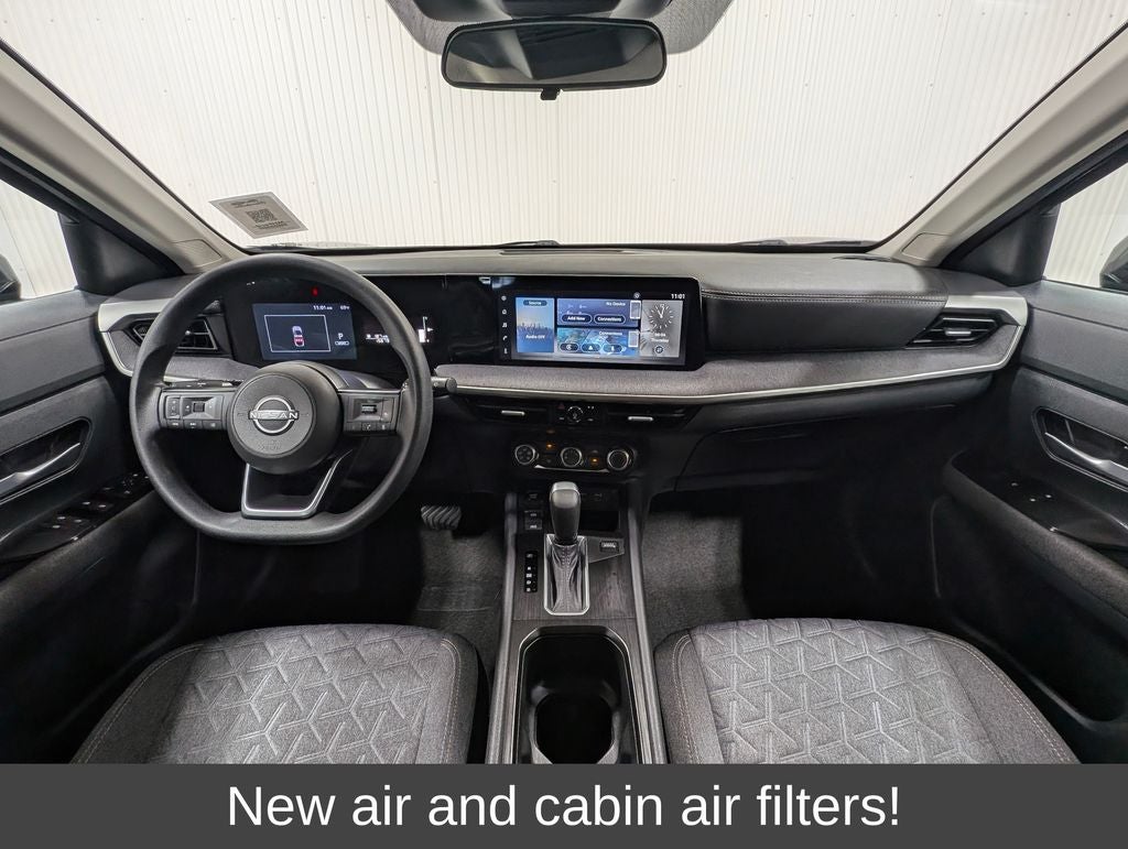 2025 Nissan Kicks SV