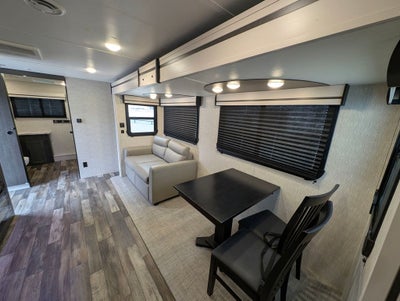 2022 Crossroads Travel Trailer Cruiser Air