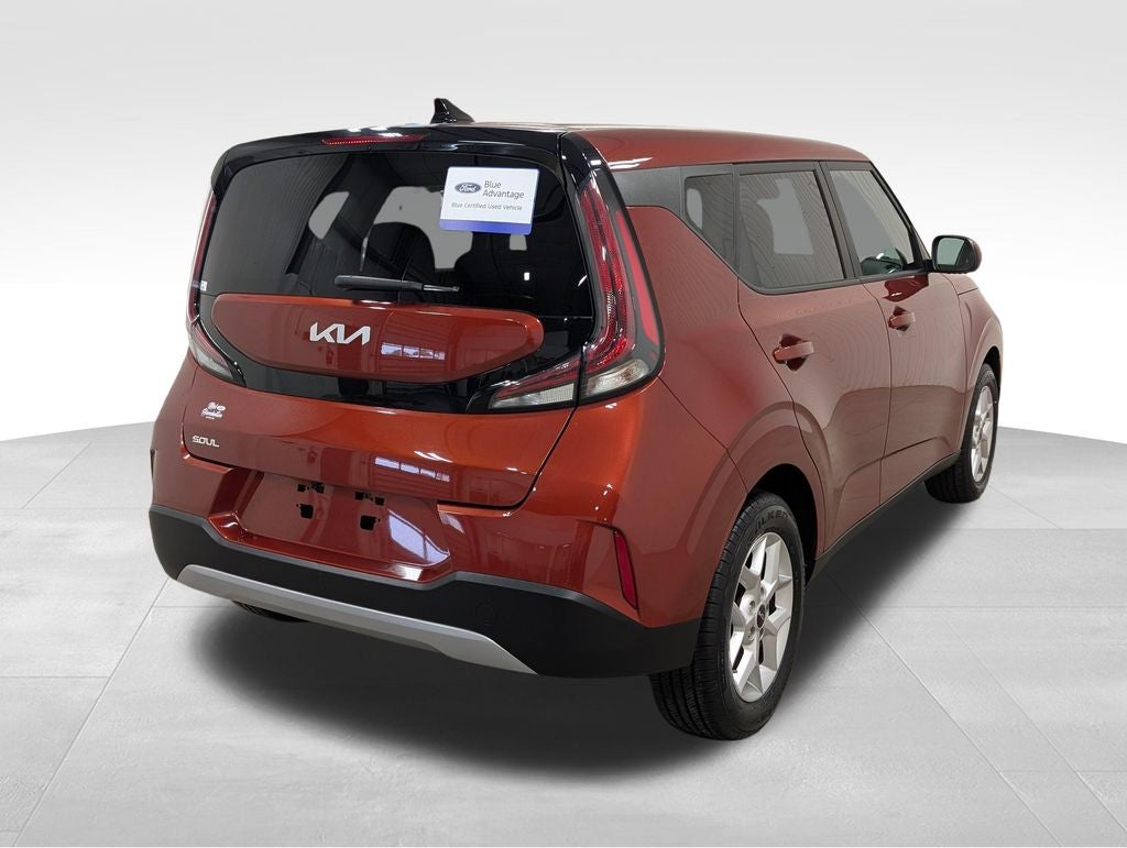 2024 Kia Soul LX